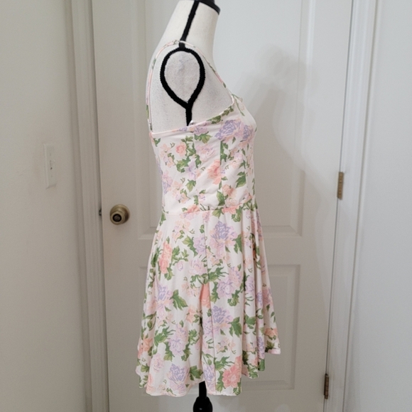 Zara Size M Mini Dress w/ Straight Neckline, Adjustable Straps Bloggers Fav. NEW - Picture 6 of 15